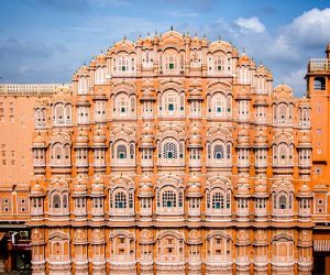 hawa-mahal-g44747ce84_640