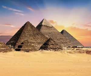 pyramids-g48a3d75e7_640