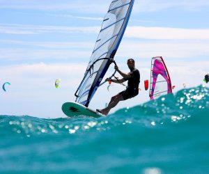 windsurfing-g6a7f1c732_1280